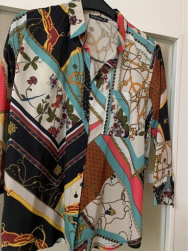 Zara model şal desen saten gömlek