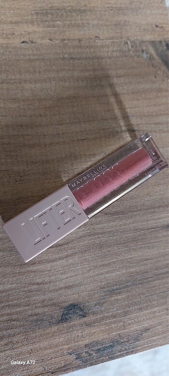 Maybellıne gloss