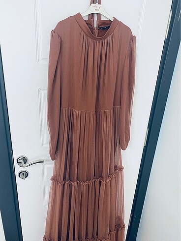 Moda Nisa Tesettür kemerli abiye