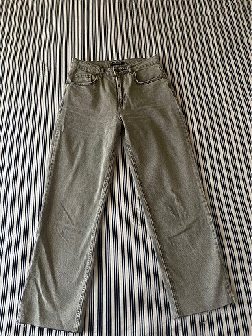 Gri jeans