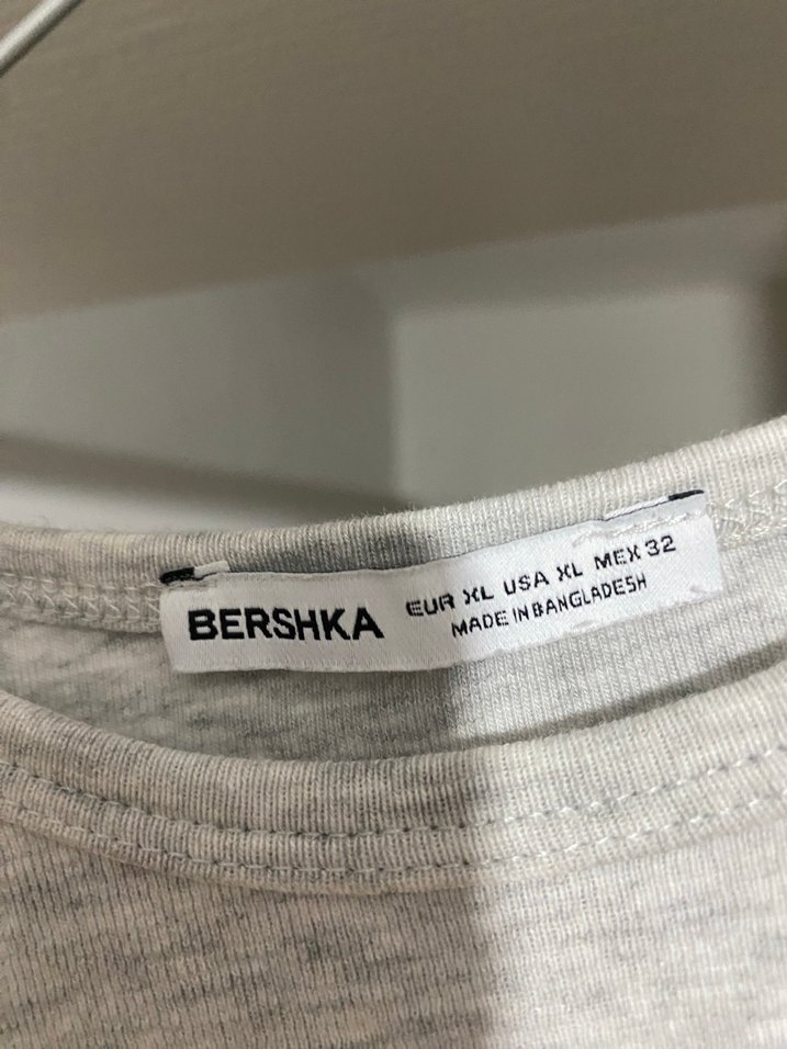 Gri Kısa Kollu Bershka Tişört - Görsel 2