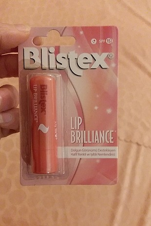 Blistex Lip Brilliance,ambalajında,orijinal ürün