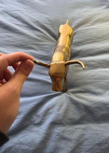 Parlak Altın Renkli Boğa Figürü - Görsel 4