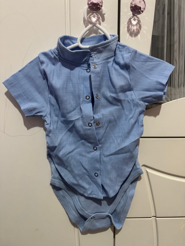 Mavi Kısa Kollu Düğmeli Bebek Body - Görsel 2