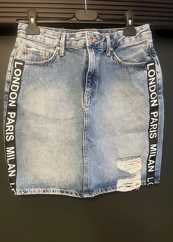 Baskılı Kemerli Mini Denim Etek