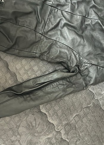 Siyah Derimod Nakışlı Deri Biker Ceket - Görsel 3