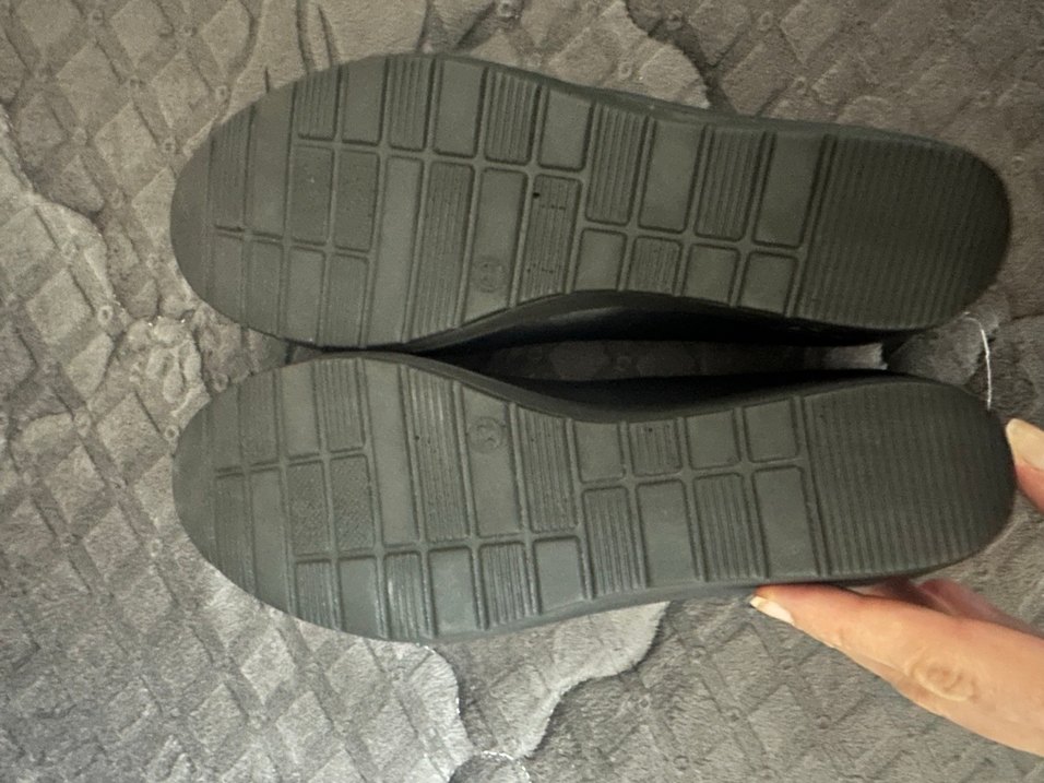 Hostes babeti dolgu topuklu 39 numara - Görsel 4