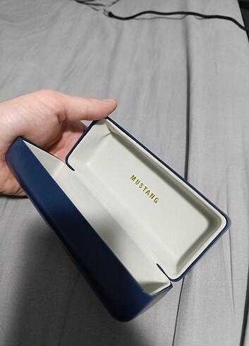 MUSTANG GÖZLÜK KUTUSU ORJİNAL - Görsel 8