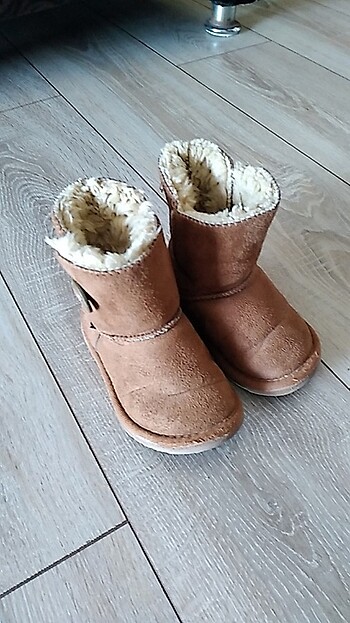 Ugg marka çocuk botu