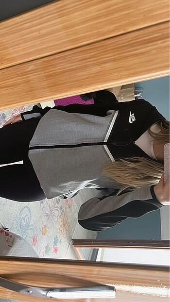 nike tech
