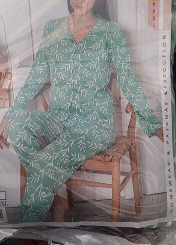 s Beden Bayan ve çocuk pijama takimi