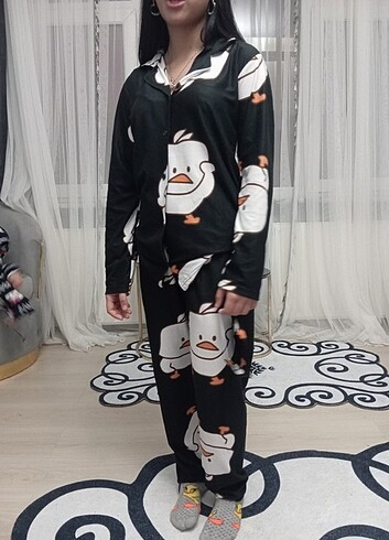 s Beden siyah Renk Bayan ve çocuk pijama takimi