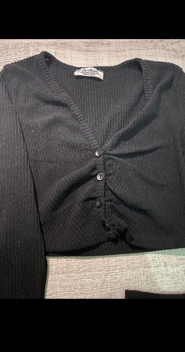 Siyah V Yaka Düğmeli Kadın Triko Bluz - Görsel 2