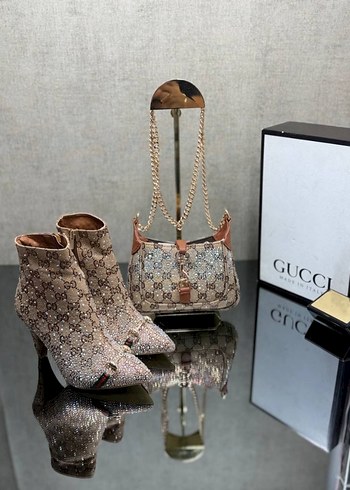 Parlak Siyah Yılan Desenli Taşlı Topuklu Bot - Görsel 6