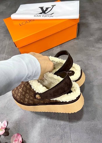 Kahverengi Kürklü Kadın Dolgu Topuk Terlik - Görsel 2