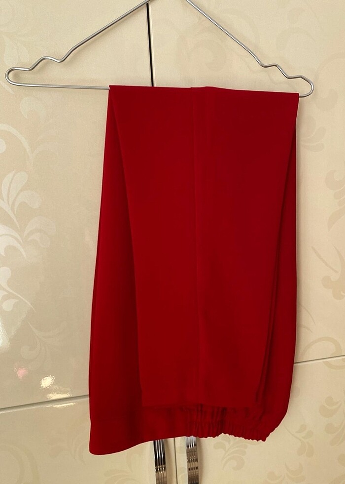 Tesettür Takım Kırmızı - Görsel 3