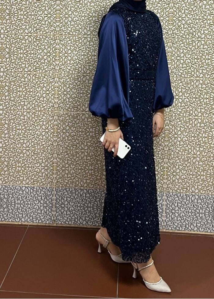 Lacivert abiye - Görsel 2