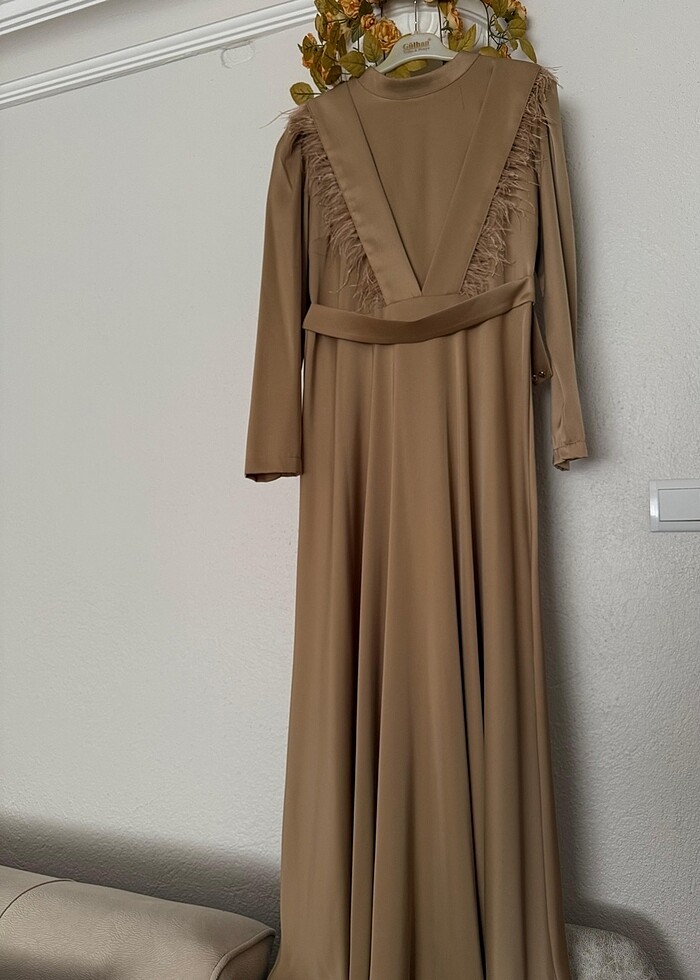 Kemer detaylı abiye - Görsel 4