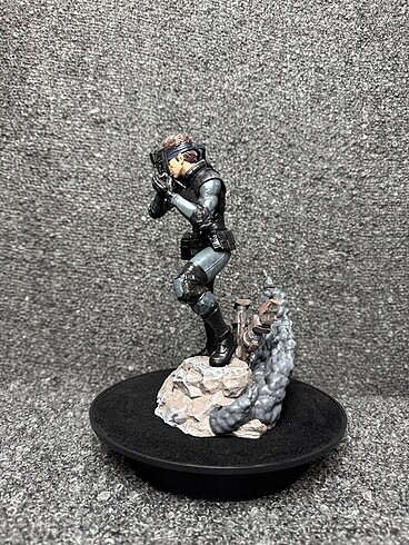  Metal Gear Solid -Solid Snake