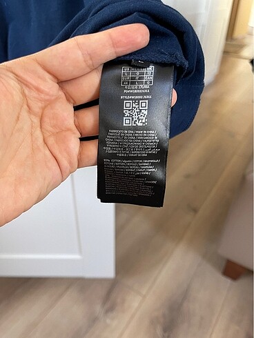 s Beden lacivert Renk Guess tshirt