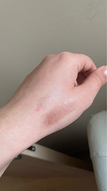 Beden Renk nyx slick click gloss trending topic 12 numara