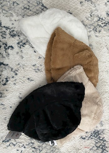 Eklips Kadın Peluş Detaylı Bej Şapka