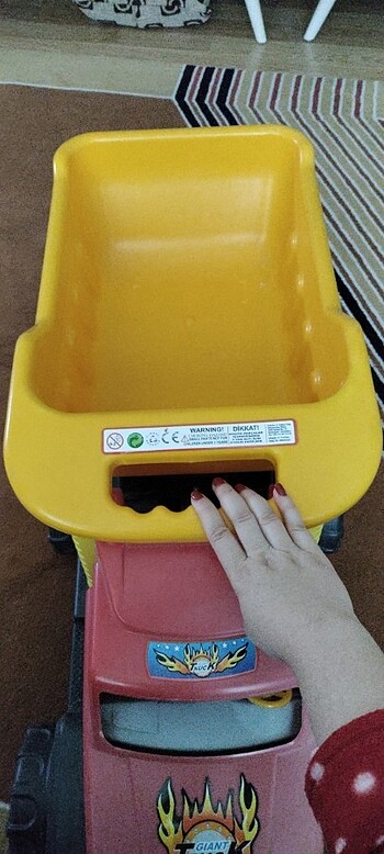  Beden Renk Büyük oyuncak kamyon 