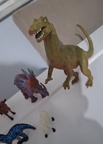 Çeşitli Hayvan ve Dinozor Figürleri - Görsel 2