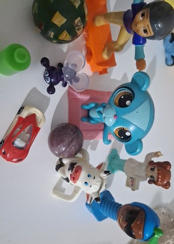 Renkli Çeşitli Aksiyon Figürleri Seti - Görsel 2