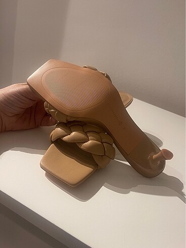 38 Beden camel Renk Stradivarius terlik