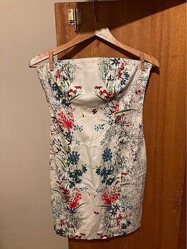 Zara straplez elbise