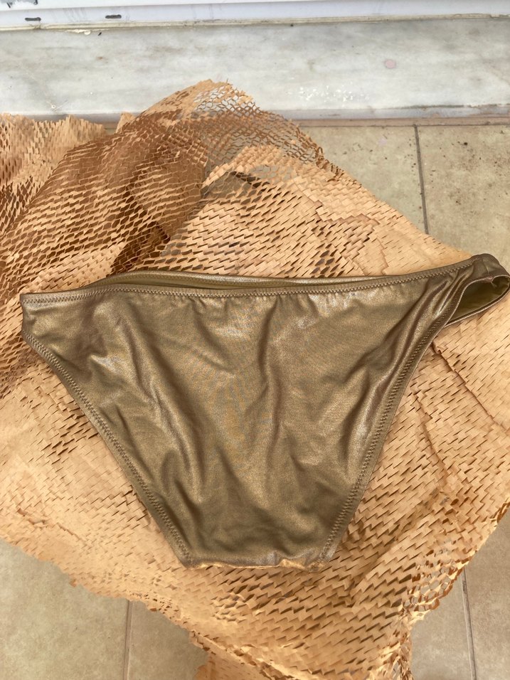 Oysho Parlak Kadın Bikini Altı - Görsel 3