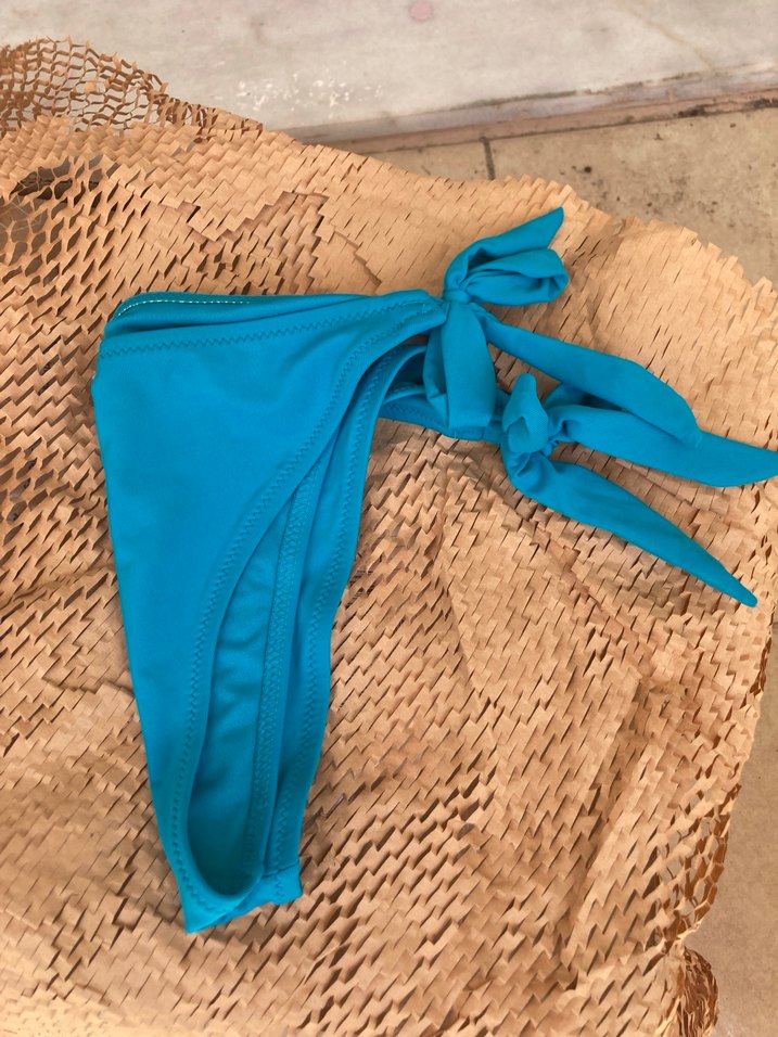 Calzedonia Mavi Bağcıklı Kadın Bikini Altı - Görsel 3