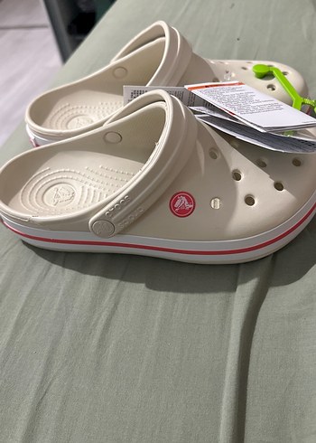 36 Beden beyaz Renk Krem rengi crocs