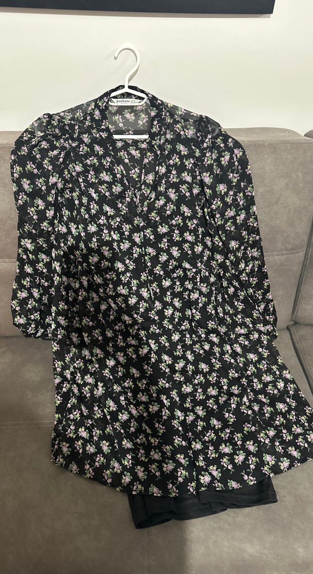 Uzun Kollu, V Yaka, Düğmeli Mini Elbise - Görsel 3