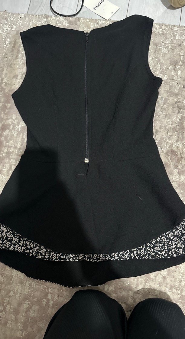 Adl marka sıfır kol bluz - Görsel 3