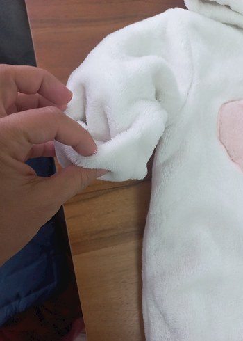 Kız Bebek Beyaz Kürklü Tulum - Görsel 5