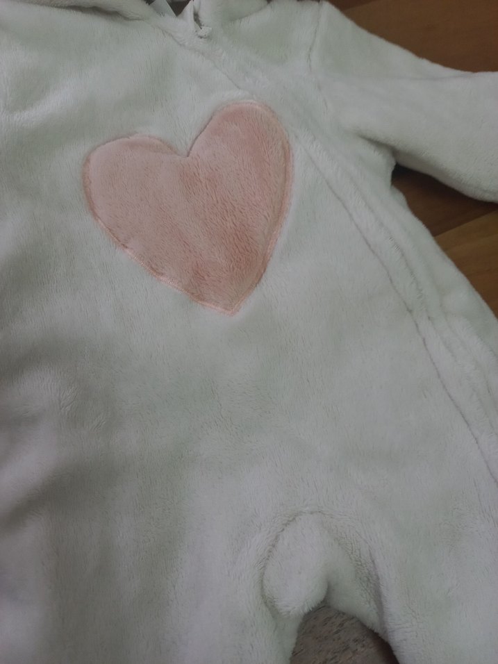 Kız Bebek Beyaz Kürklü Tulum - Görsel 4