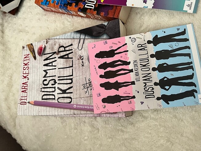 Düşman okullar 3 kitap + temiz ajanda