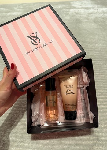 Beden Renk Victoria's Secret Bare Vanilla Parfüm Seti