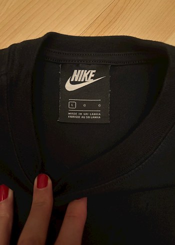 l Beden Nike crop spor tshirt