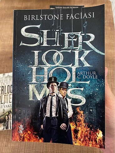  Sherlock Holmes Kitap