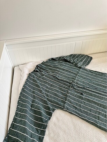 Keten görünümlü uzun yeşil elbise - Görsel 3