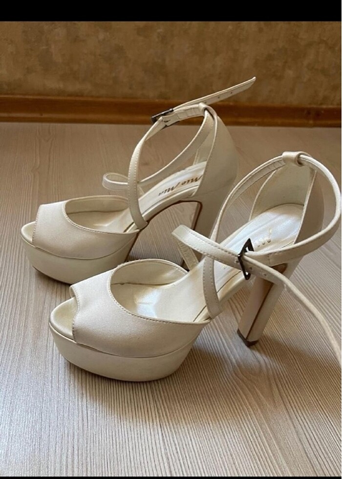 Platform topuklu gelin ayakkabısı - Görsel 4