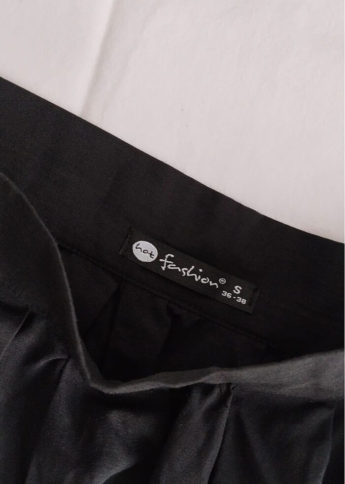 Siyah kısa etek - Görsel 2