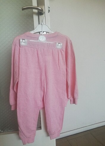 Pembe pijama takımı