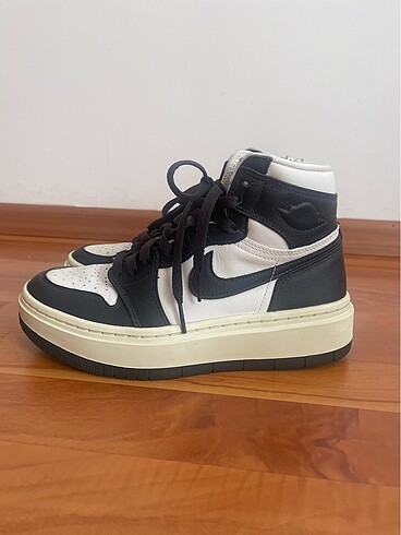 Nike air jordan 1 elevate high 38,5