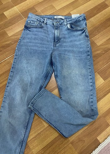 Zara Kadın Mavi Denim Regular Fit Jean
