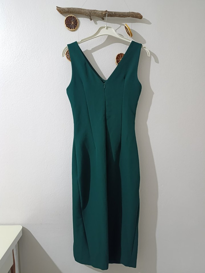 Zümrüt Yeşili V Yaka Midiboy Abiye Elbise - Görsel 4