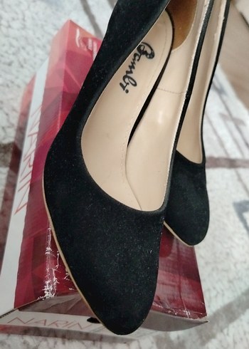 Siyah Stiletto Topuklu Kadın Ayakkabı